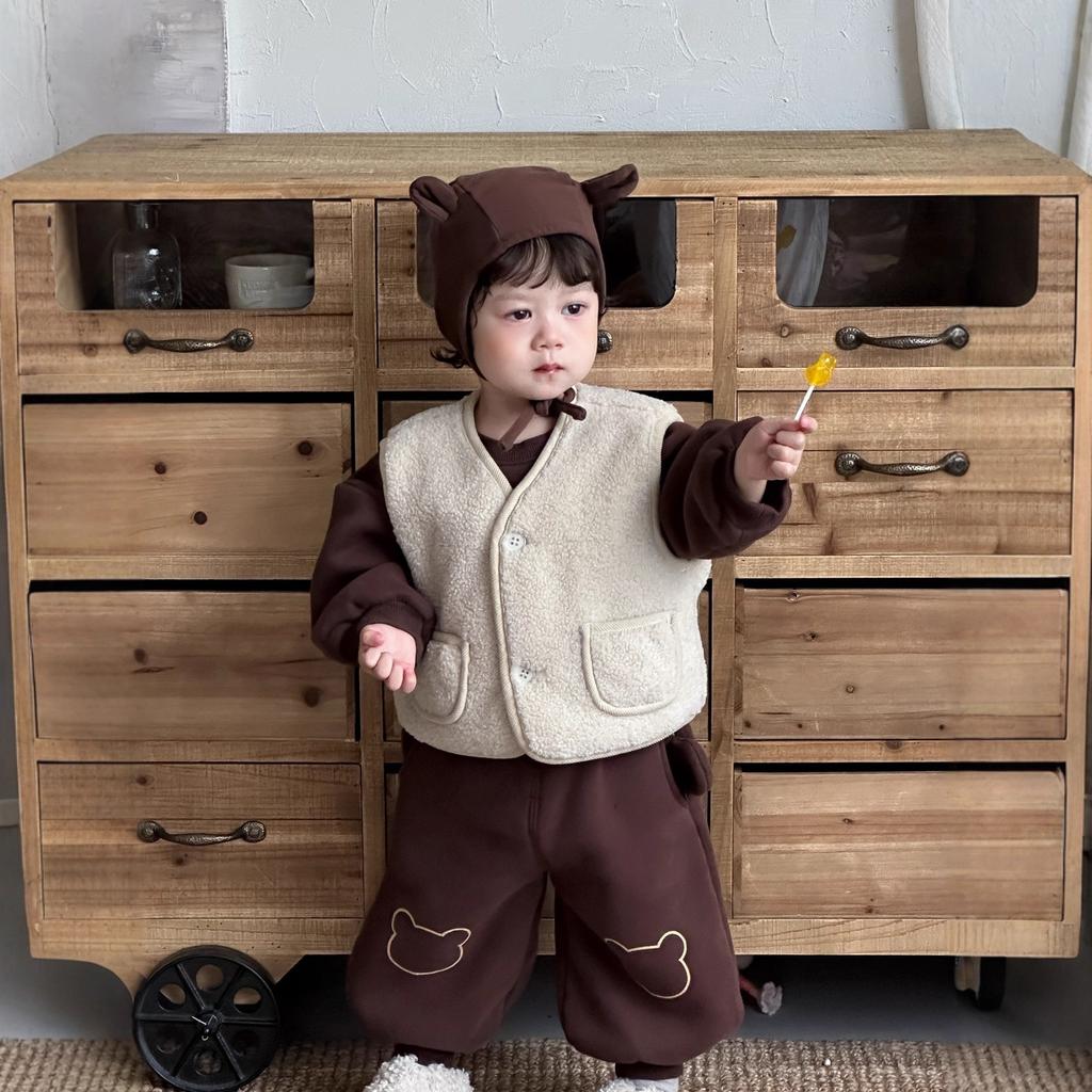Children's Clothing Autumn and Winter New Baby Plush Vest Jacket Children's Clothing Boys Thickened Sweater Set