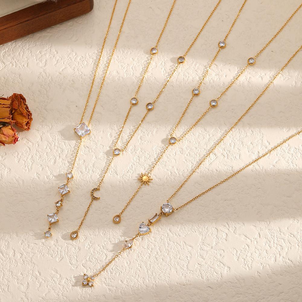 Lightweight Geometric Stainless Steel Necklace For Women With Zirconia Detailing For Daily Wear