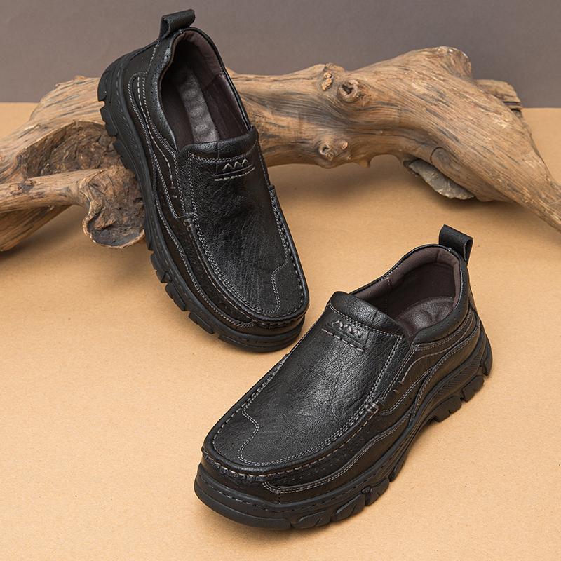 Fashion Genuine Leather Men's Footwear Slip On Hiking Shoes Comfortable Anti-smash Sneakers High Quality Outdoor Shoes New Trend Loafers