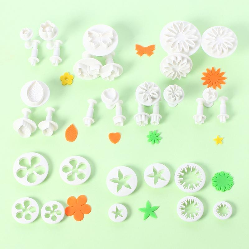 33PCS Biscuit Cutting Mold Spring Pressing Molds Leaf Star Heart Easy To Remove Fondant Cake Cookie Cutter Kitchen Accessory ZYF