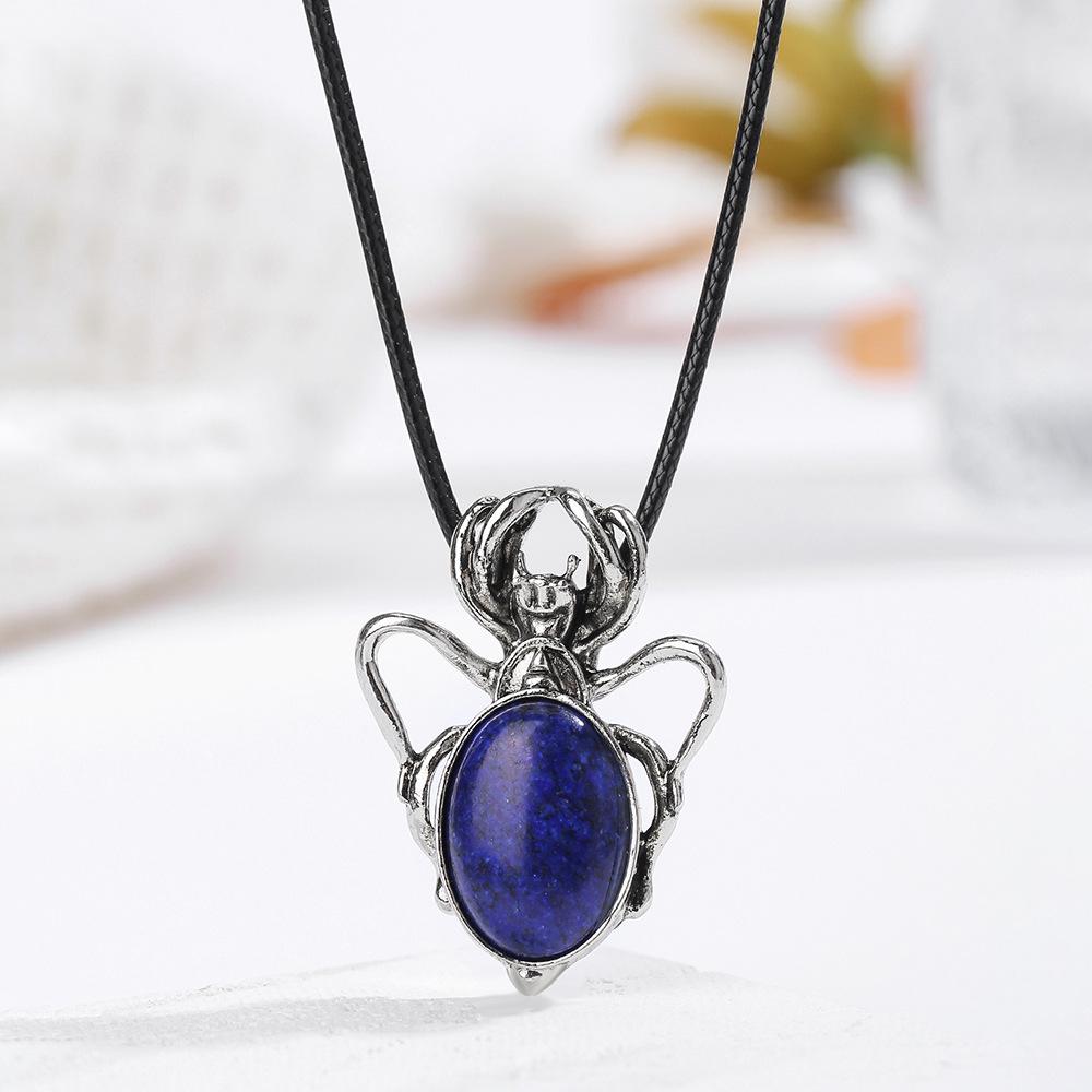 Spider-Shaped Bohemian Amethyst Pendant Necklace with Natural Crystal and Alloy Inlay