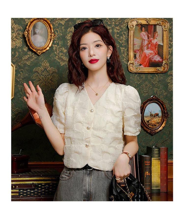 2026 Spring/Summer New Collection: Advanced, New Chinese Style, Simple, Slim, Comfortable, Versatile, V-neck Shirt for Women