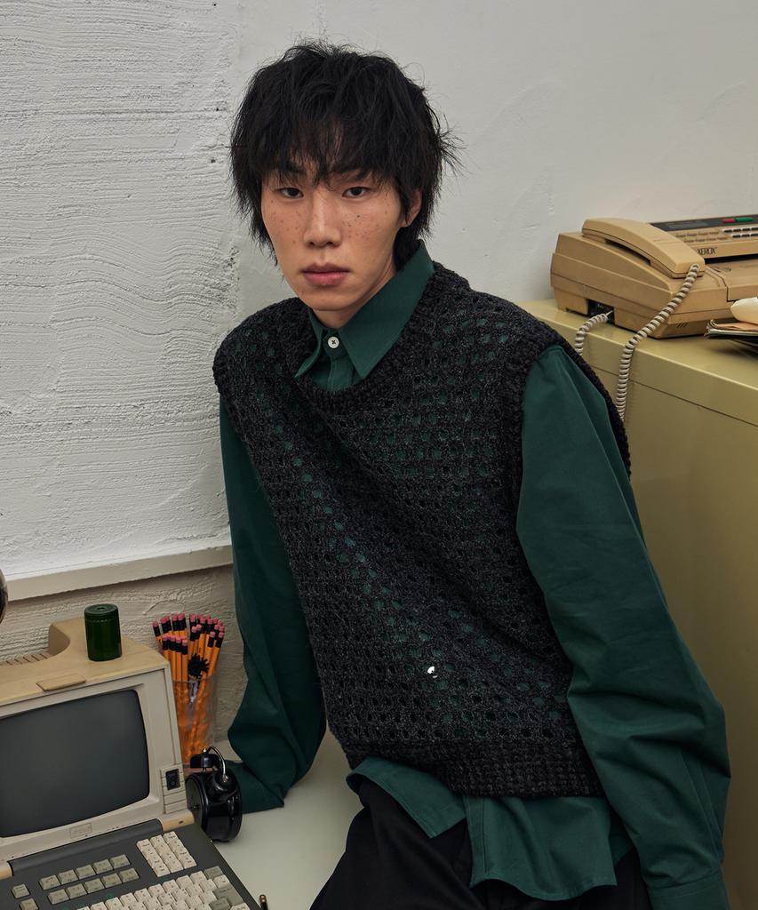 Eyeunderstand Mix Knit Vest (Charcoal)