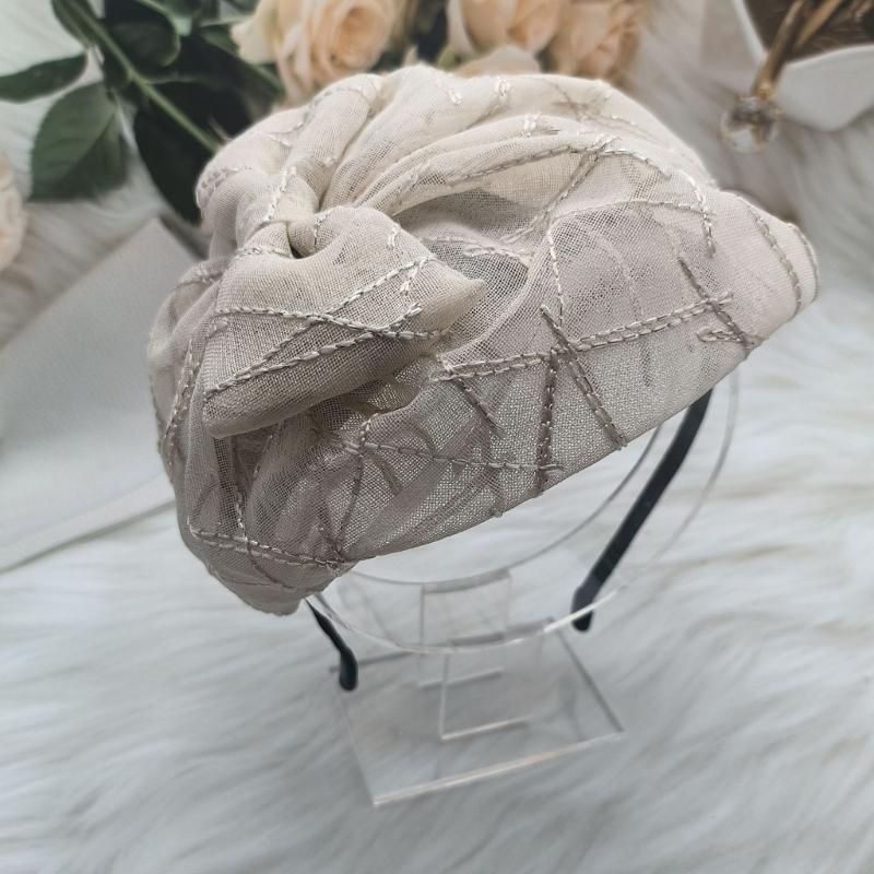 Sophisticated Women's Fascinators Hat With Bows Detail Halloween Headband Deoration For Banquets And Special Occasion