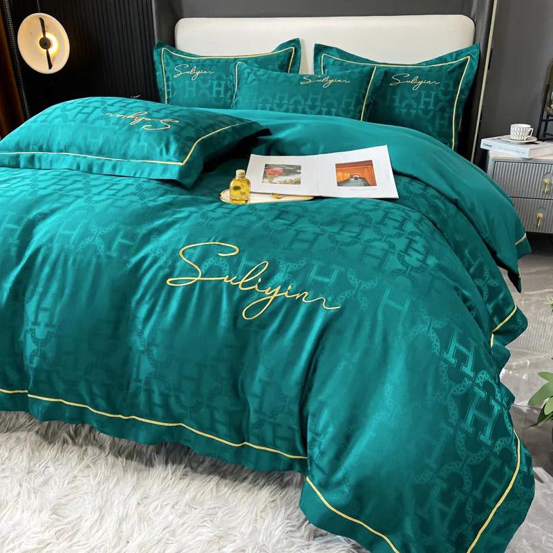 4pcs/set Light Luxury High-end Quilt Cover Sheet Bedding Set Comfortable Soft Ice Silk Naked Sleeping Bedspreads Four Piece Bedding Suits