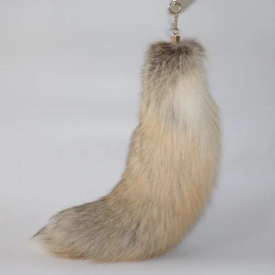 Handmade Natural Fox Skin Keychain, 40 Centimeters Long, Handbag Keychain, Backpack, Handbag/shoes/hat/charming Jewelry with Tassels for Cars