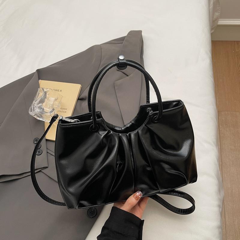 Foreign French Temperament Cloud Handbag Women's 2025 Autumn New Casual Niche Pleated Shoulder Wrinkled Messenger Bag