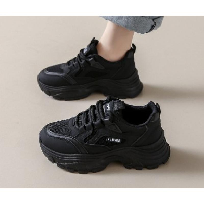 Plattformsskor i liten storlek för damer, ny läderyta, vår och sommar, transport