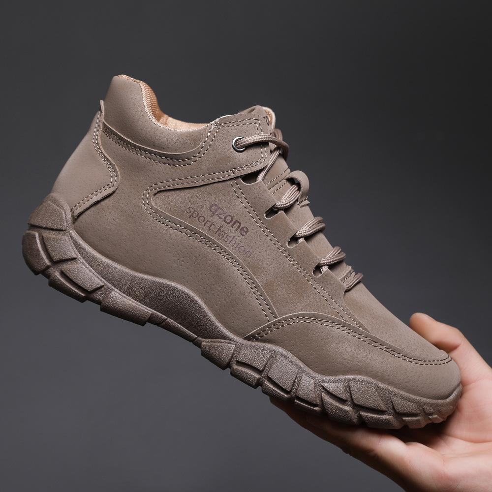 

В продаже имеются мужская повседневная студенческая спортивная обувь, новые модные ботинки Martin с низким голенищем, модная и универсальная рабочая обувь. 44