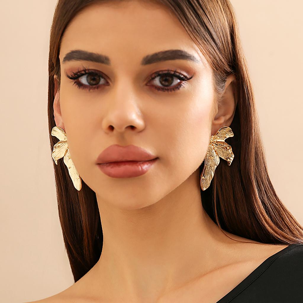 Salircon Uitgebreide Grote Geometrische Halve Bloemen Metalen Oorbellen Gotische Onregelmatige Vloeibaar Metaal Stud Oorbellen Dames Banket Sieraden