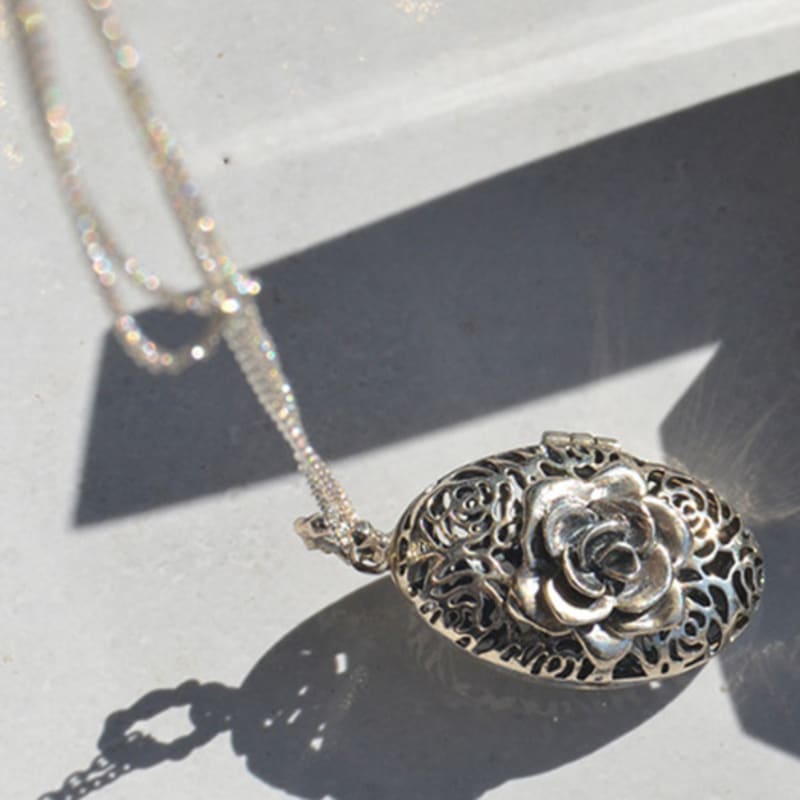 

martha in the garret sable. rose Silver