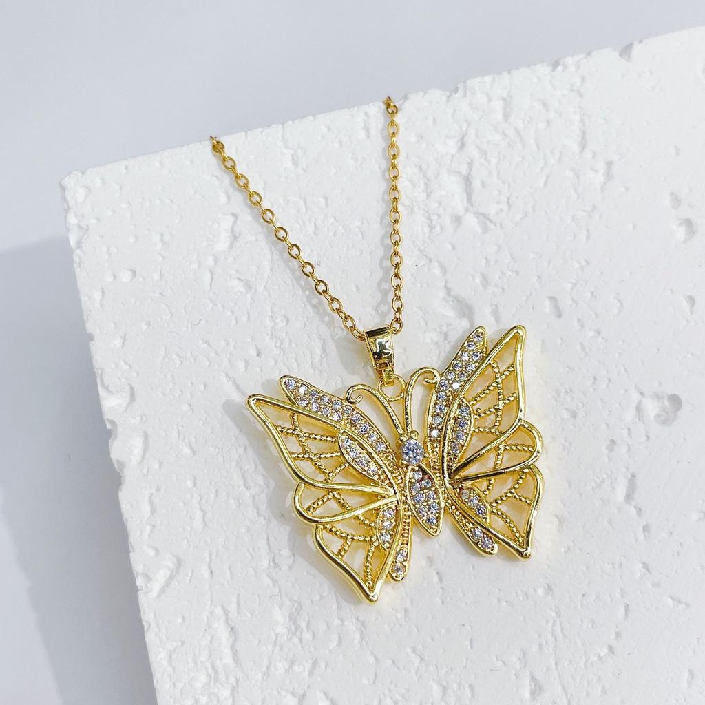 Personality Hip Hop Butterfly Necklace Color Zircon Unique Design Niche Fashion Pendant Jewelry For Young Women