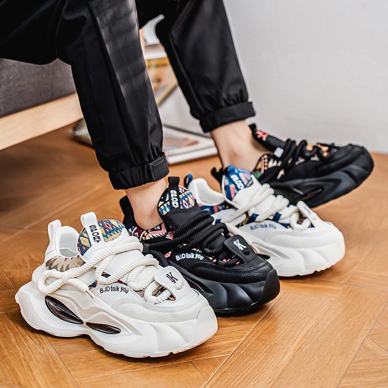 Men's shoes new 2025 spring student lightweight trend versatile sports casual shoes men's thick-soled wear-resistant dad shoes