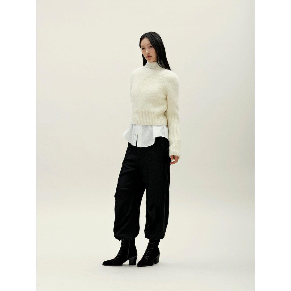 Anggae Classic Half Neck Pullover Ivory