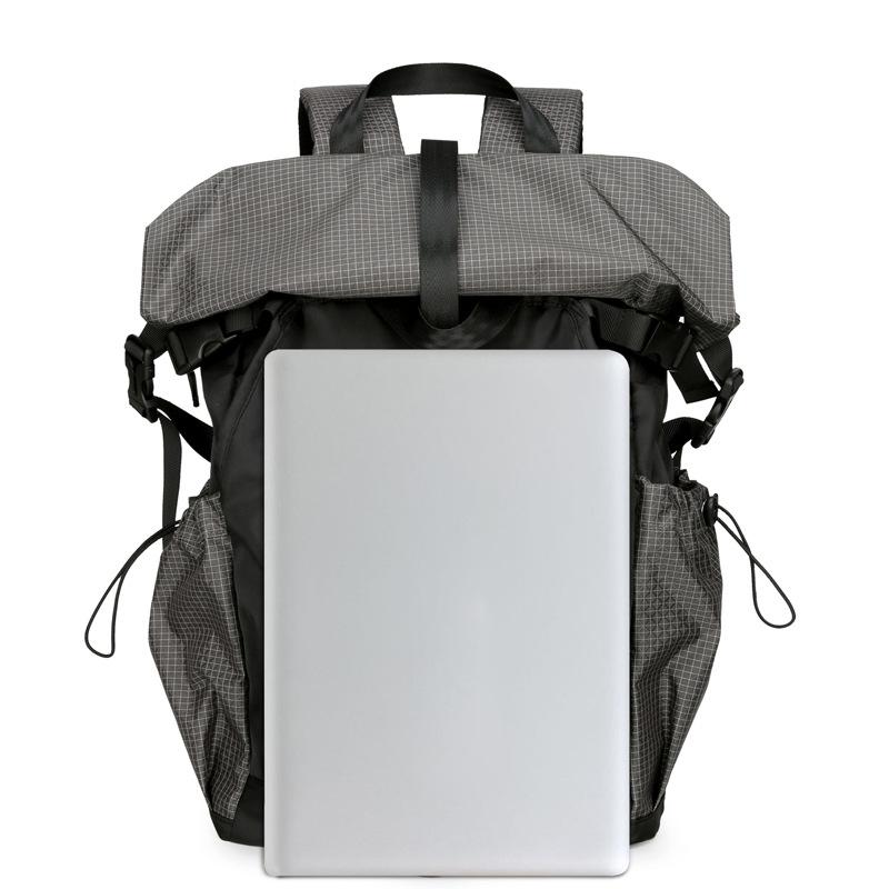 Herrenrucksack mit Falt- und Rollverschluss, Trendige und modische Arbeitskleidung, Funktioneller Stil, Reise und Freizeit