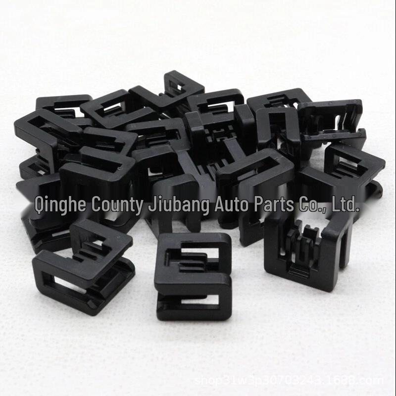 Nissan Tiida Sylphy Qashqai Wiper Trim Panel Clip 668204BA5A