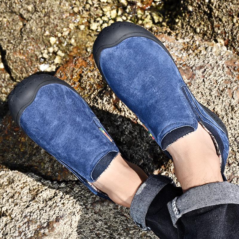 Mens Shoes 2022 Fashion Outdoor Shoes Moccasins Man Loafers Casual High Quality Suede Comfy Slip On Climbing Shoe Big Size 38-47