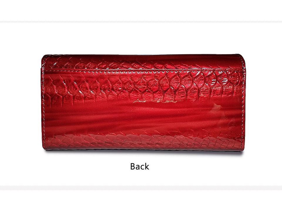 Women's Crocodile Pattern Genuine Leather Wallet: Patent Design, Multi-Card Slots, Large Capacity Coin Purse with Snap Button.