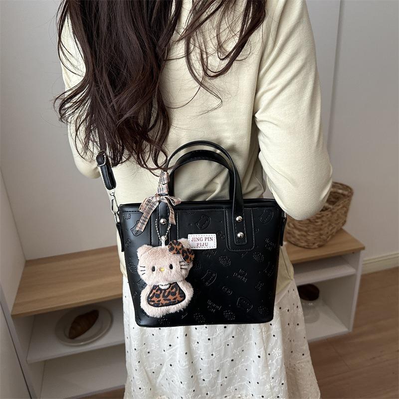 Small Bag Women's Spring and Summer New Texture Niche Design Retro Versatile Messenger Bag Portable Bucket Bag