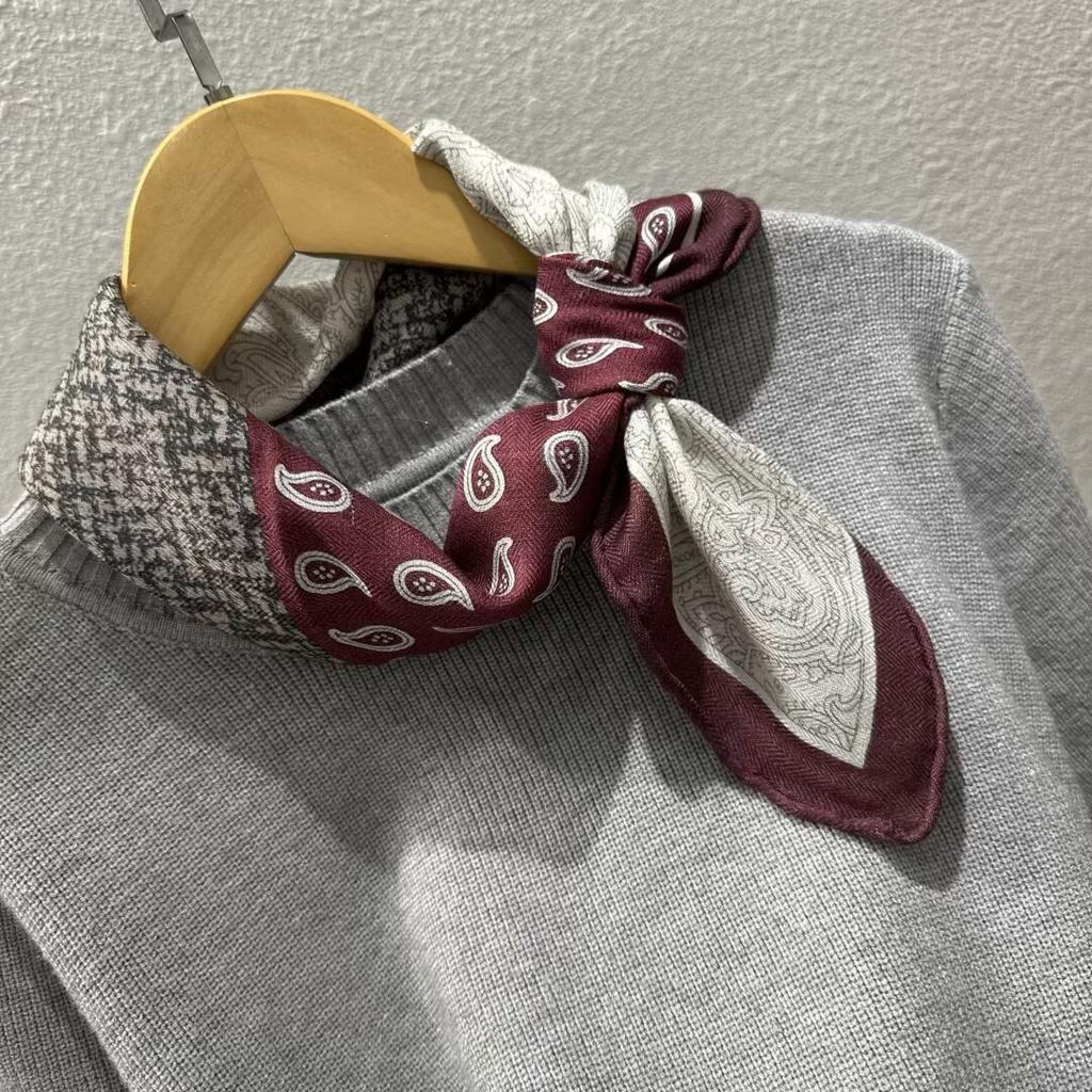 Double-Sided Silk Wool Scarf Women'S Autumn And Winter Silk Wool 70 Square Scarf Warm Dual-Purpose Women'S Versatile Temperament Air Conditioner Neck