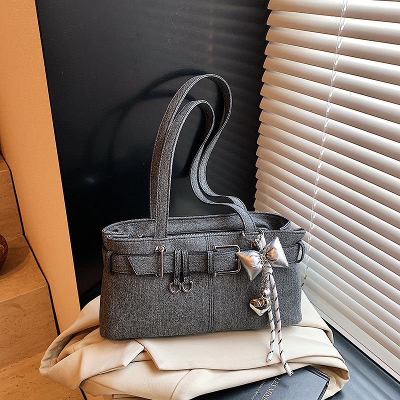 Premium sense bucket bag women's summer new commuter armpit bag large capacity portable shoulder handbag