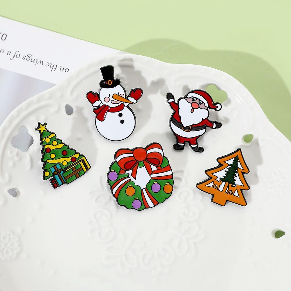 Fashionable Christmas Brooch Snowman Christmas Tree Pins Santa Claus Brooch  New Year Pins