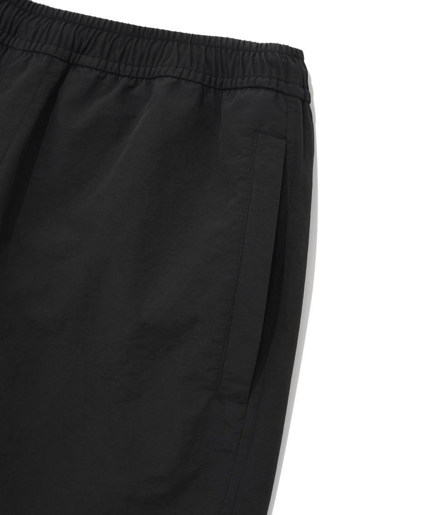 COVERNAT Windbreaker Shorts Black