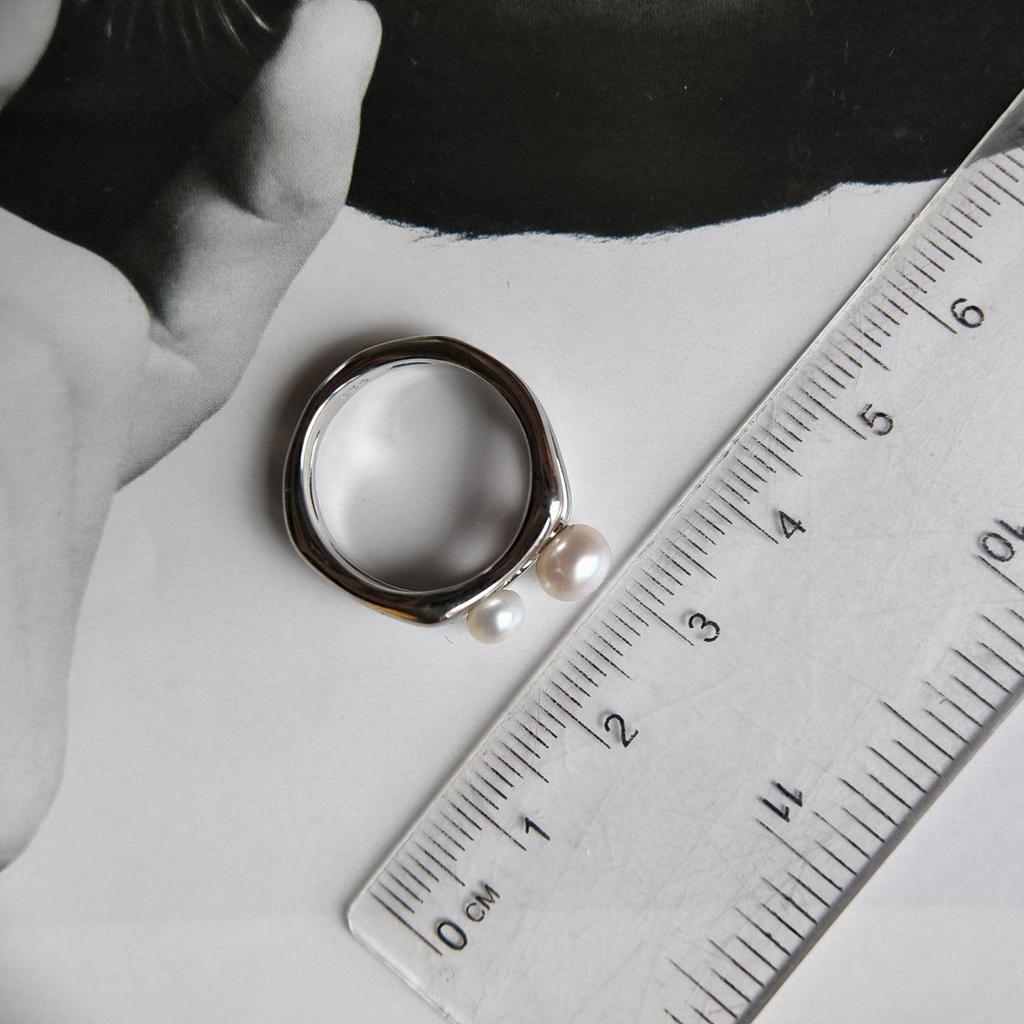 Silver Ring with Natural Pearl 2.5ct, Item Weight 4.99 G (2184362)