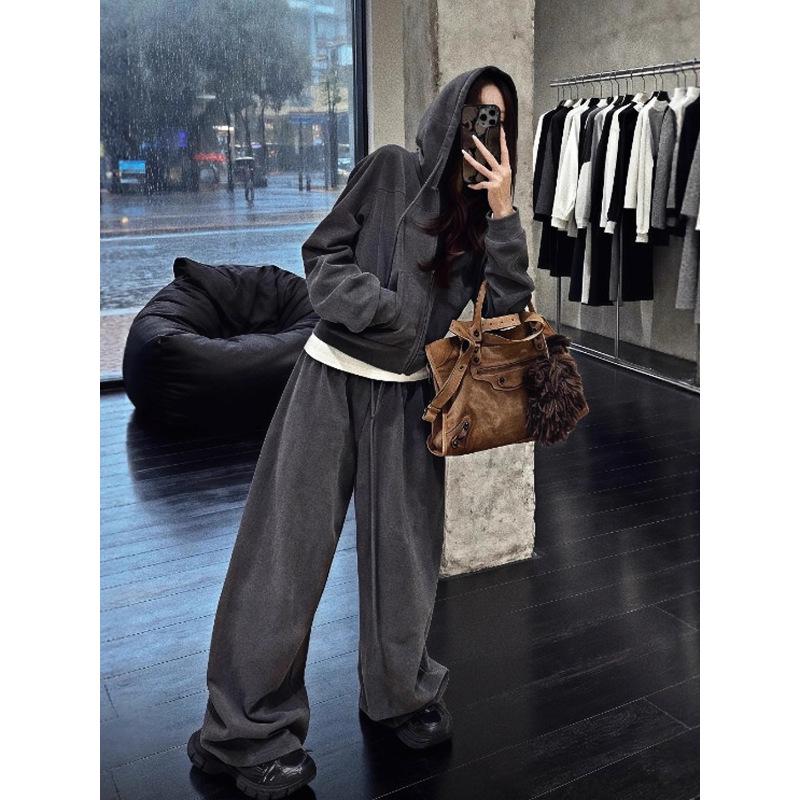 Autumn 2025 Women s Stylish Grey Hoodie Two-Piece Set - Korean Early Autumn Style S