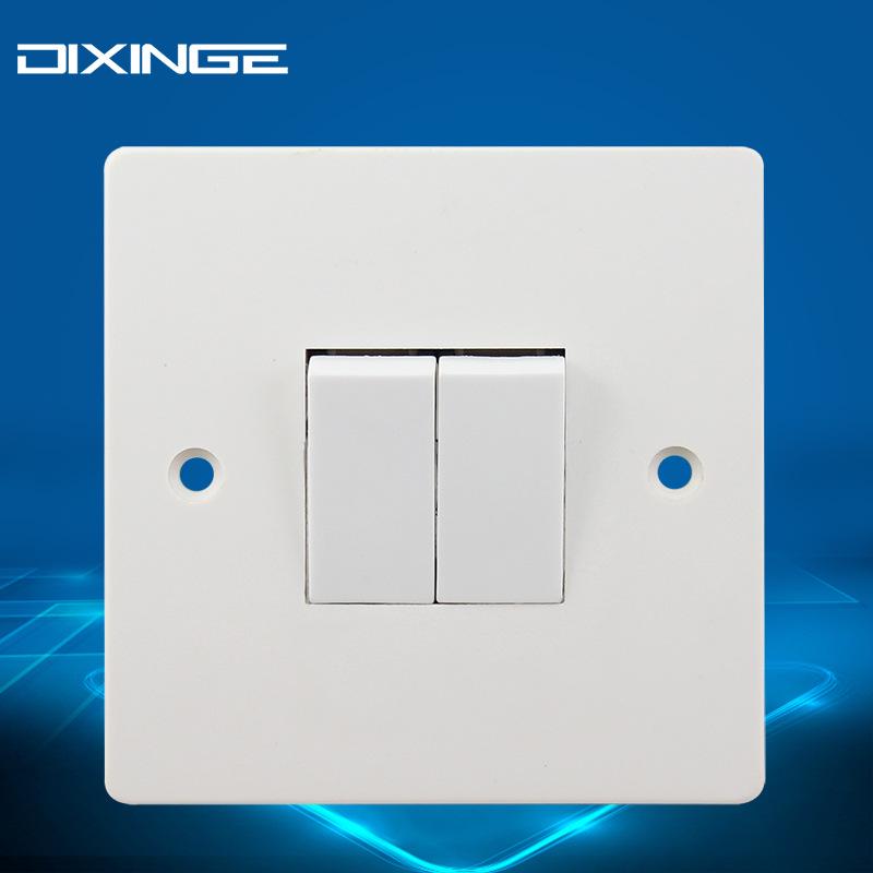 British Standard 86 Type Double Pole Double Throw Single Control Bakelite Two-Gang Two-Way Wall Switch Double Opening Single Control