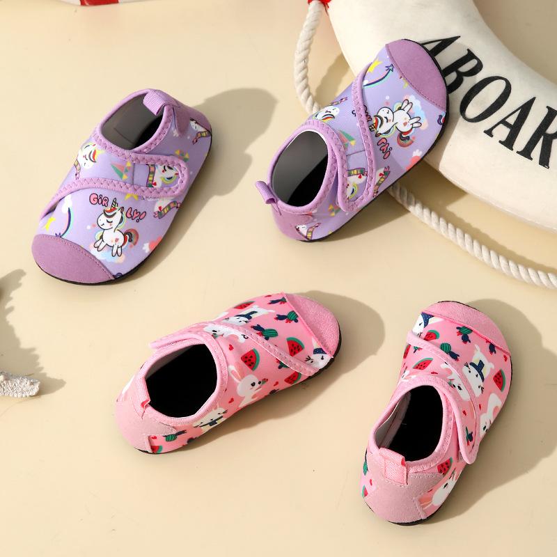 Vier-Jahreszeiten-Bodenschuhe und Socken für Kinder, rutschfeste atmungsaktive Babyschuhe für drinnen, geeignet für Jungen und Mädchen, für Fitness, Seilspringen und
