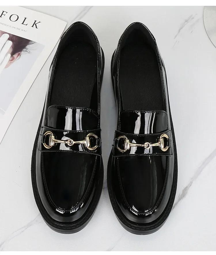 Fashion Women Loafers 2025 Spring British Style Women Leather Shoes Fashion Metal Buckle Thick Heel Shoes Retro Style Office Lady Shoes