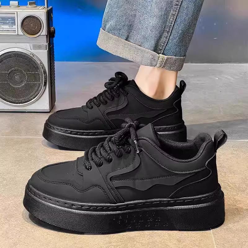 Pure black men's shoes spring non-slip and wear-resistant thick-soled construction site work shoes casual versatile sports breathable board shoes
