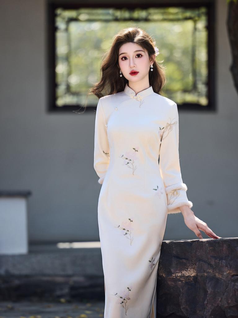 Beibai Lady Fan Embroidered Suede Cheongsam New Winter Warm Plush Collar New Chinese Style Two-piece Set