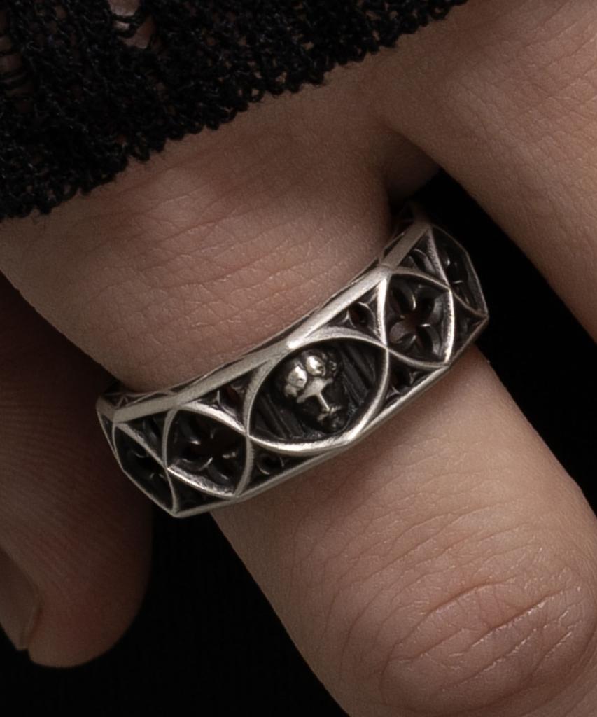 Vivus Jesus Busto Antique Silver Ring