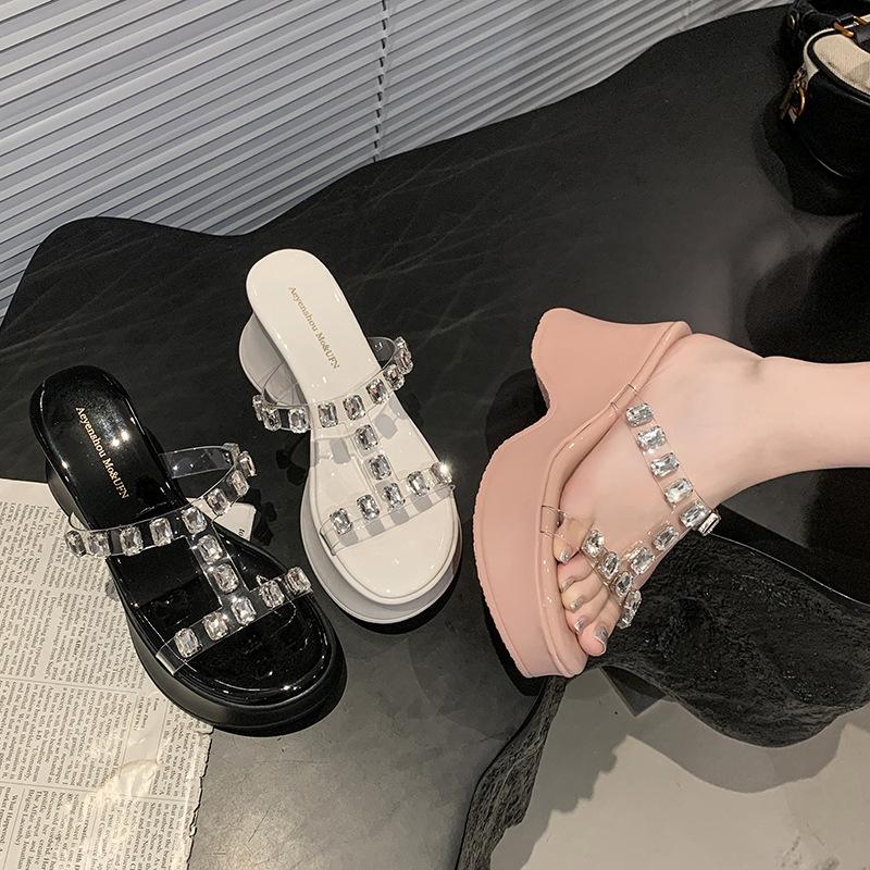 2025 Summer New Fashion Versatile Outer Wear Wedge Heel Thick Bottom Rhinestone Cool Slippers I-shaped Women's Shoes