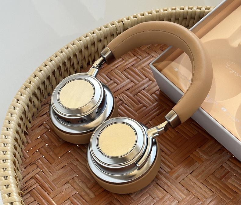 Retro Style Bluetooth 6.0 Over-Ear Wireless Headset with Microphone for Sports Fashion