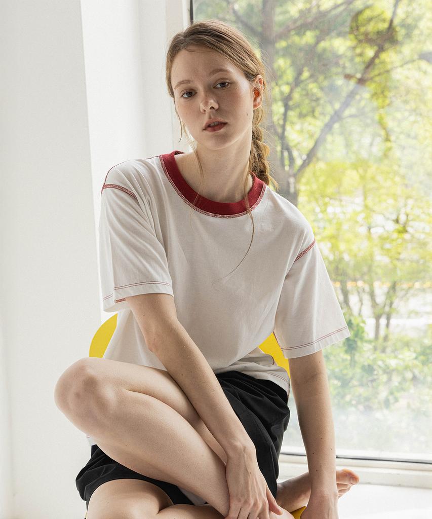 Tudeulimeoseu Red Stitch Cotton T-Shirt