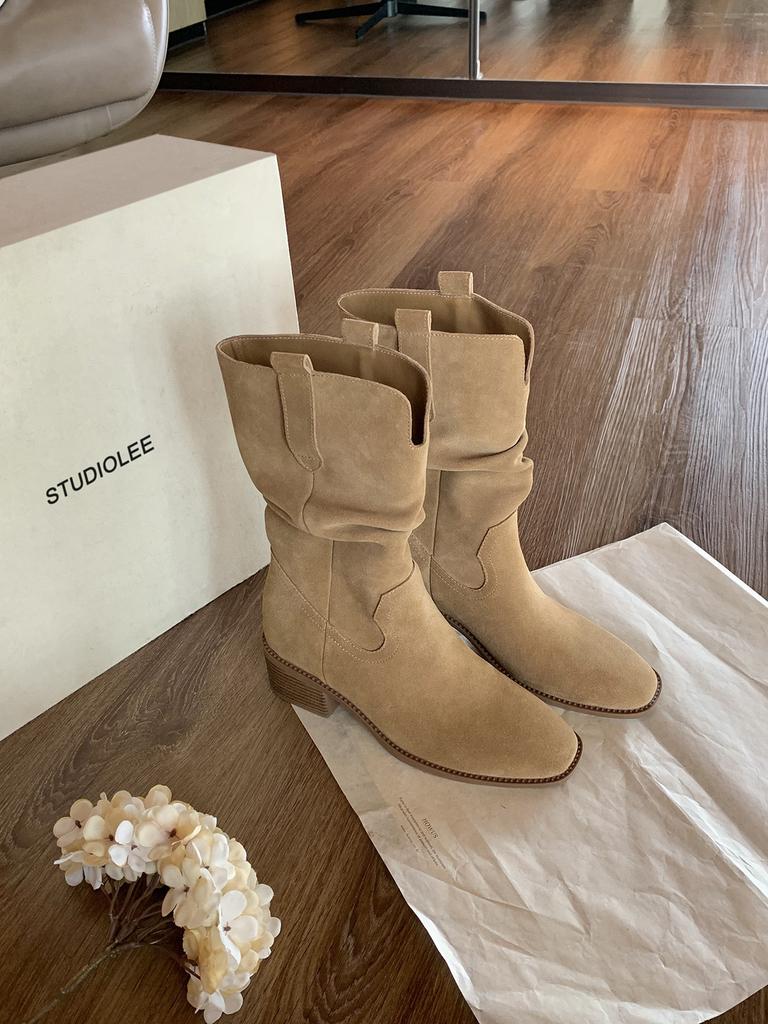 Cowhide version Chaohui, the same style has a height increase of 8cm, Korean round head V-mouth thick heel and thin stacked short boots, women's weste