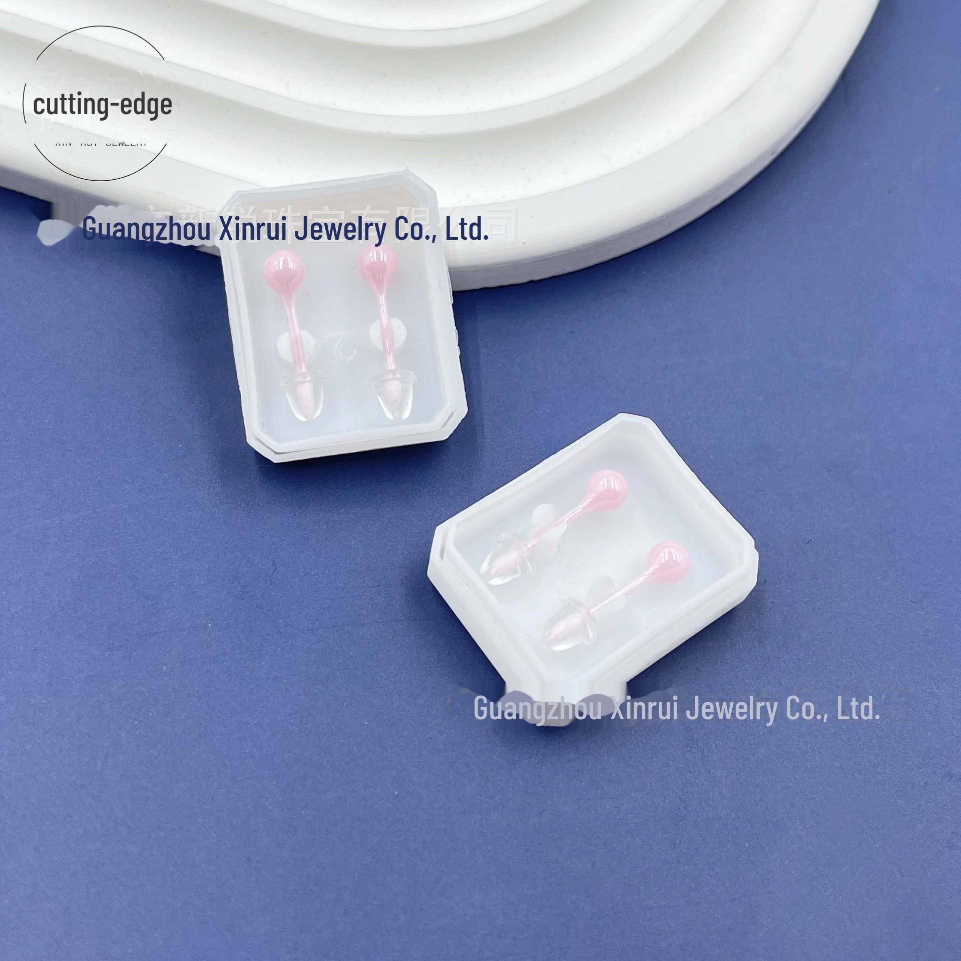 

Яркие гипоаллергенные биокерамические серьги 4 мм — унисекс, круглый дизайн