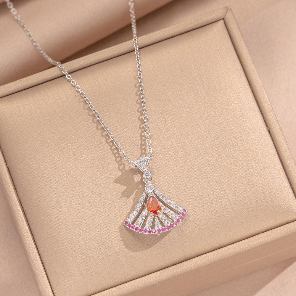 Elegant Versatile Fan-Shaped Necklace & Clavicle Chain Set