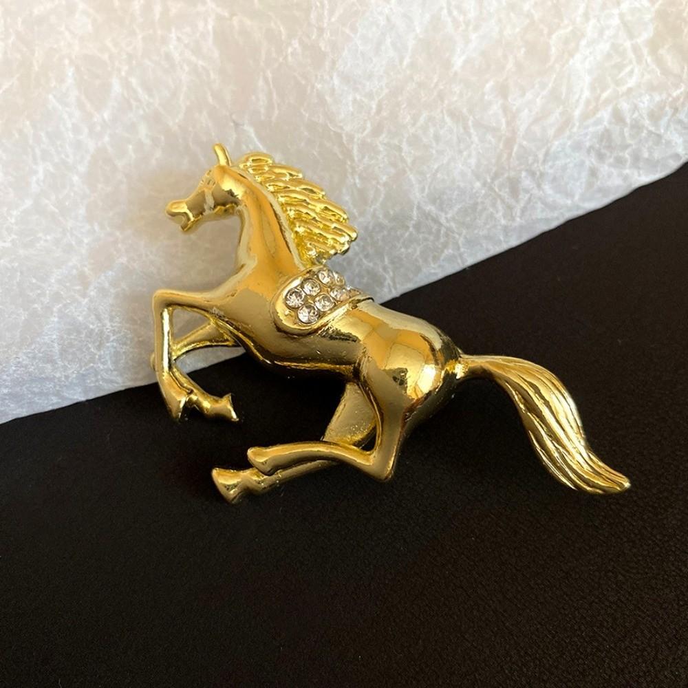 Chinese New Year Metal Horse Brooch Jewelry Accessories Animal Lapel Pins  New Year Gifts