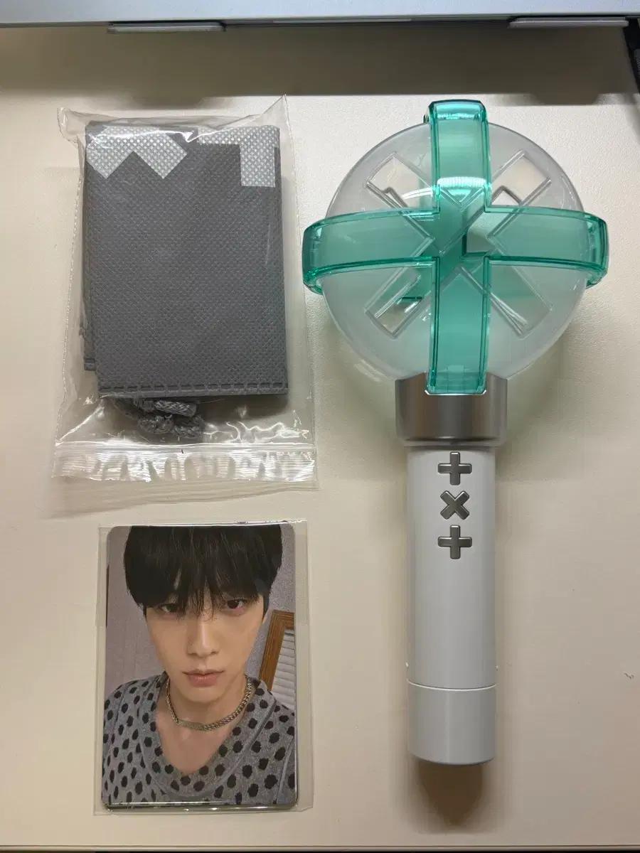 

TOMORROW X TOGETHER Morebon ver2. Tsubatu Cheering Stick
