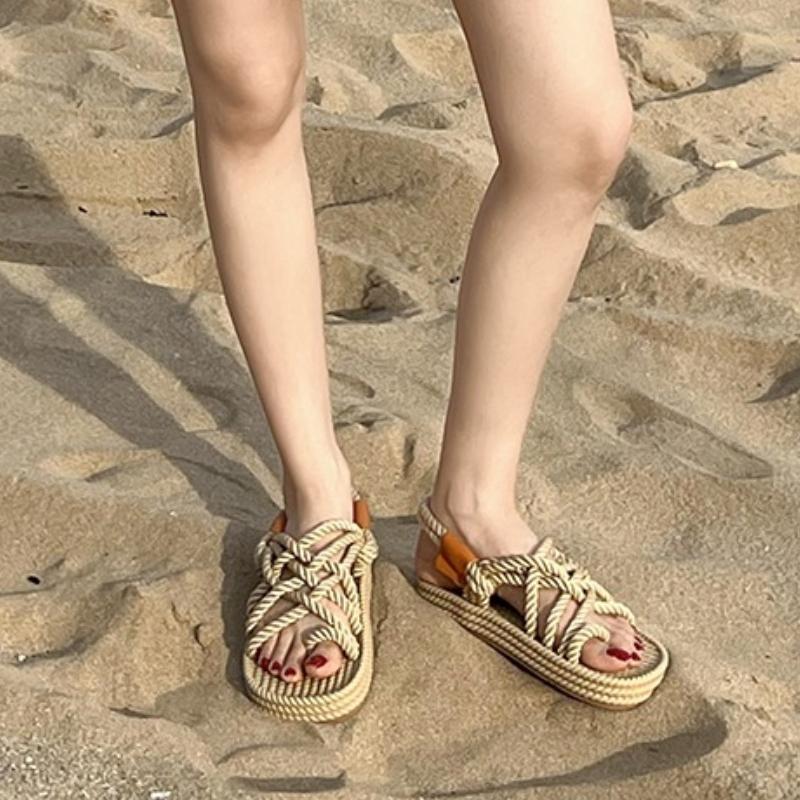 Fashion 2025 NEW Summer Women Comfortable and Elegant Sandals Low Heels Basic Sandals Women Slippers Beach Sandals Women