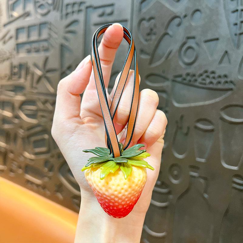 Creative Strawberry Keychain Pendant Women's Bag Ornament - Exquisite Fruit Charm Gift