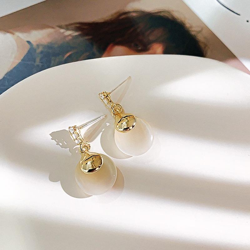 Silver Needle Korea Dongdaemun Temperament New Earrings Geometric Opal Earrings Fashion Versatile New Personalized Earrings
