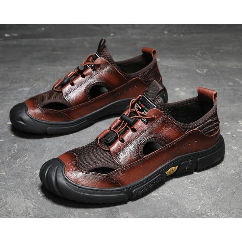 Fashion Summer Fashion Leather Hollow Outdoor Men's Sneakers Designer Slip-on Soft Sole Casual Men Sandals Outdoor Beach Shoes Man