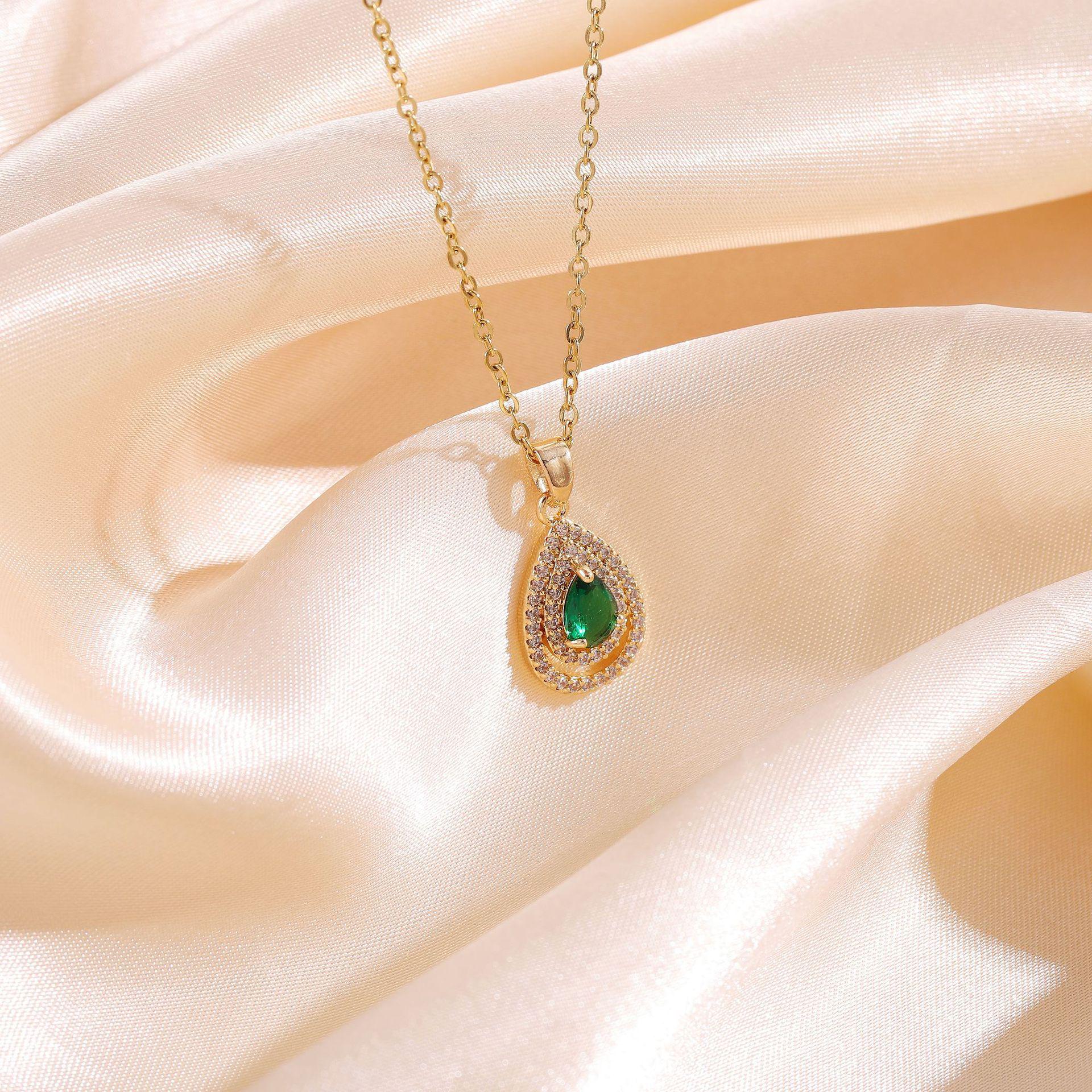 Douyin Celebrity Double Water Drop Diamond Necklace - Women s Fashion Versatile Pendant, Light Luxury Simple Clavicle Chain. зелёный