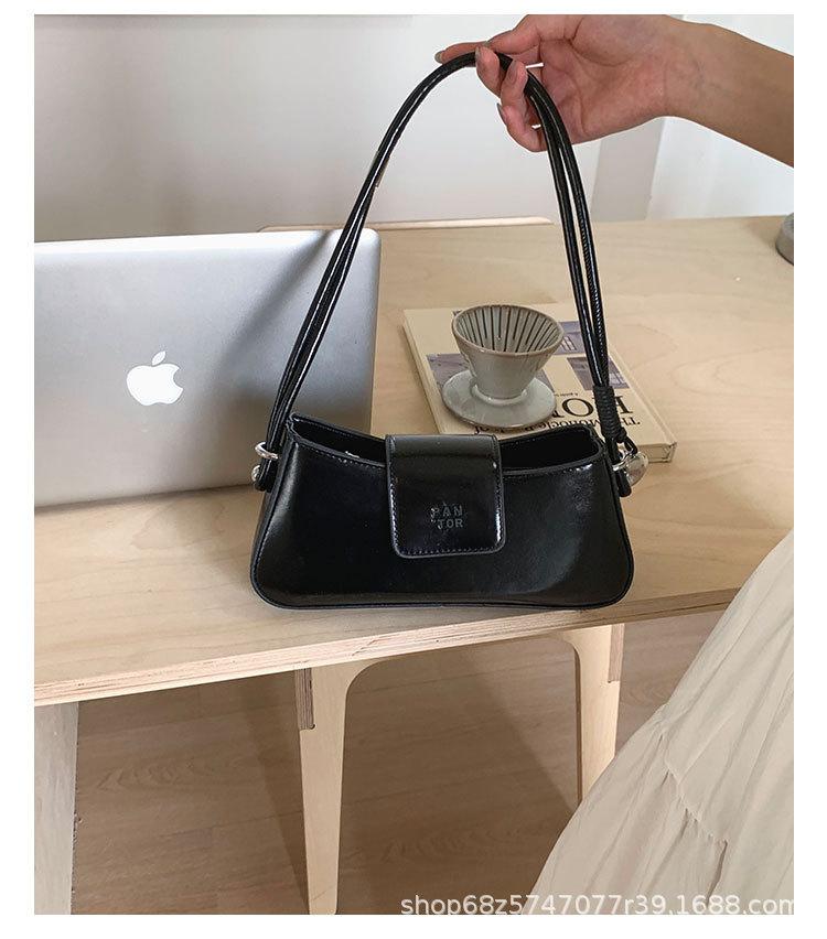 Women's ins fashion new cross-body trendy women's bag 2025 spring and summer armpit baguette bag Korean ballet style shoulder bag