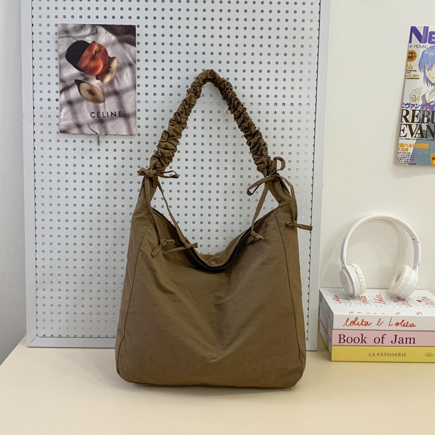 

Модная женская сумка через плечо большой вместимости в корейском стиле, новинка лета 2025 года, универсальная сумка-мессенджер в стиле инс, однотонная сумка-тоут темно-коричневого